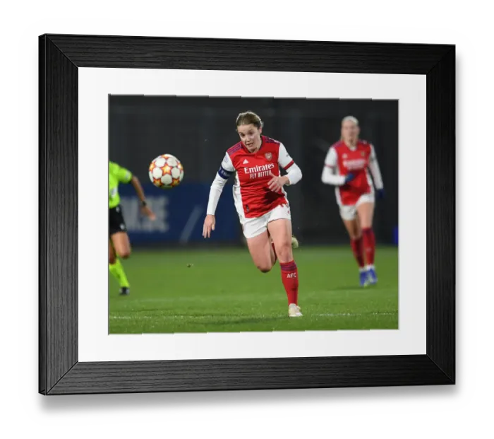 Framed Print : Arsenal Women Battle 1899 Hoffenheim in UEFA Champions League Showdown