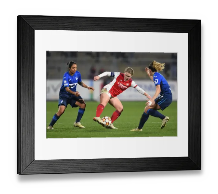 Framed Print : Arsenal WFC vs. 1899 Hoffenheim: A Battle in the UEFA Women's Champions League