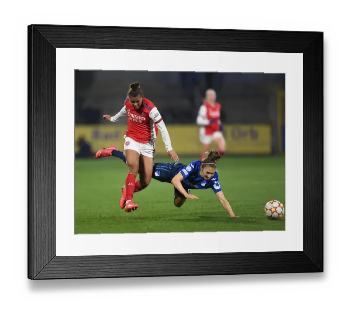 Framed Print : Battle in the Champions League: Arsenal WFC vs. 1899 Hoffenheim Framed Print : Battle in the Champions League: Arsenal WFC vs. 1899 Hoffenheim