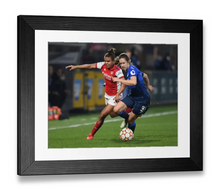 Framed Print : Arsenal Women Face Off Against 1899 Hoffenheim in UEFA Champions League Group C