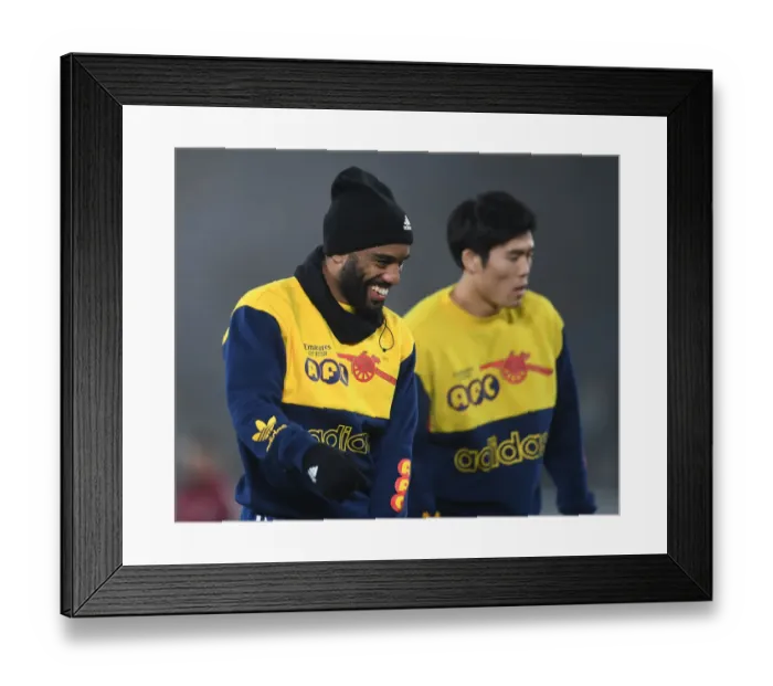 Framed Print : Arsenal vs Leeds United: Premier League Battle at Elland Road (December 2021) Framed Print : Arsenal vs Leeds United: Premier League Battle at Elland Road (December 2021)