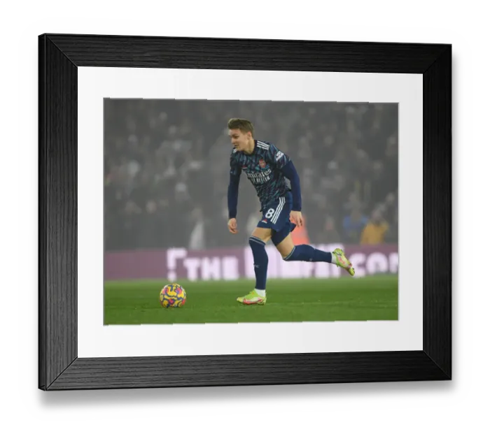 Framed Print : Martin Odegaard in Action: Leeds United vs Arsenal, Premier League 2021-22 Framed Print : Martin Odegaard in Action: Leeds United vs Arsenal, Premier League 2021-22