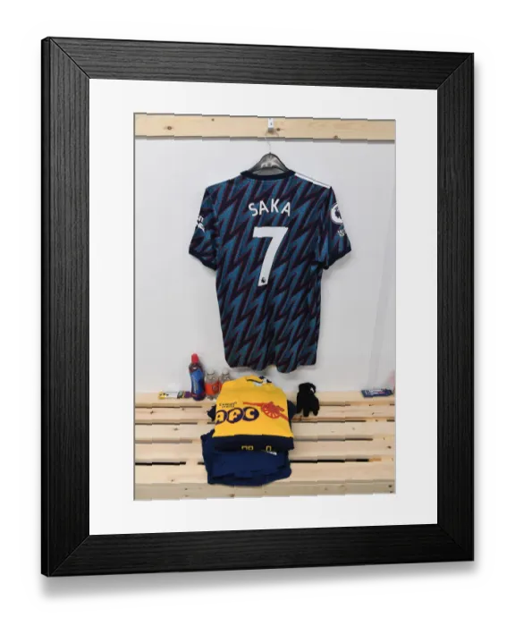 Framed Print : Arsenal's Bukayo Saka Jersey in Leeds United's Changing Room - Premier League Clash (2021-22)