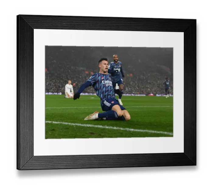 Framed Print : Gabriel Martinelli Scores First Arsenal Goal: Premier League 2021-22 - Martinelli's Debut Strike against Leeds United