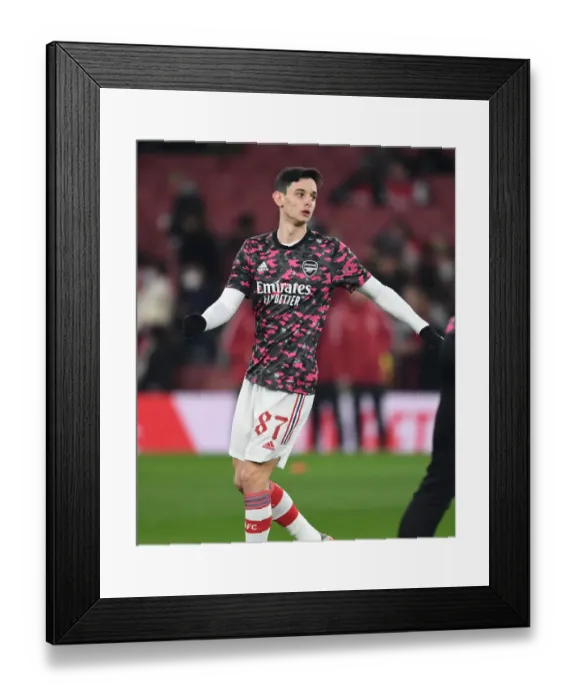 Framed Print : Arsenal vs Sunderland: Carabao Cup Quarterfinal Showdown at Emirates Stadium