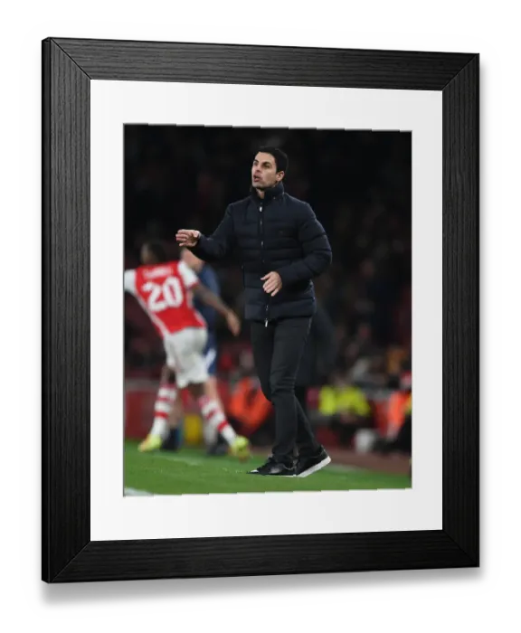 Framed Print : Mikel Arteta Leads Arsenal in Carabao Cup Showdown against Sunderland Framed Print : Mikel Arteta Leads Arsenal in Carabao Cup Showdown against Sunderland