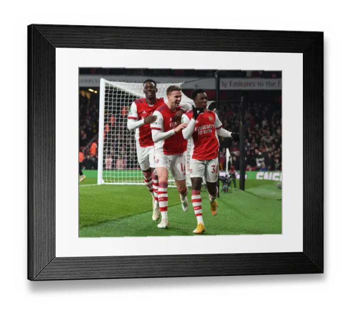 Framed Print : Arsenal Advance in Carabao Cup: Nketiah Scores in Quarterfinal Victory over Sunderland