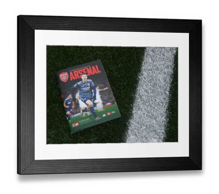 Framed Print : Arsenal vs Sunderland: Carabao Cup Quarterfinal Showdown at Emirates Stadium