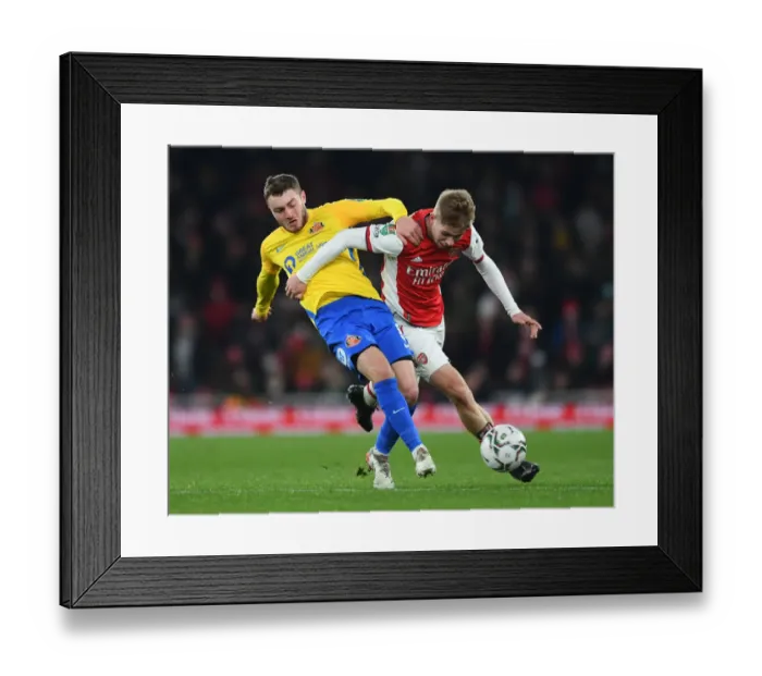 Framed Print : Carabao Cup Battle: Smith Rowe vs Embleton - Arsenal vs Sunderland