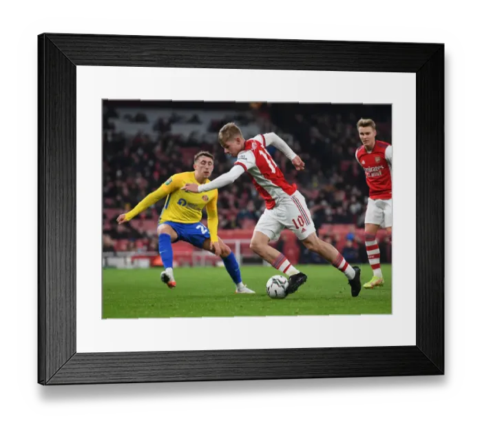 Framed Print : Emile Smith Rowe Stars: Arsenal Advance to Carabao Cup Quarter-Finals vs Sunderland Framed Print : Emile Smith Rowe Stars: Arsenal Advance to Carabao Cup Quarter-Finals vs Sunderland