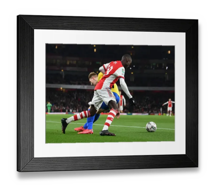 Framed Print : Pepe's Nutmeg: Arsenal's Game-Changing Moment in Carabao Cup Triumph over Sunderland