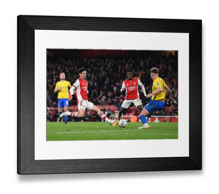 Framed Print : Arsenal Thrash Sunderland 5-0 in Carabao Cup Quarterfinals