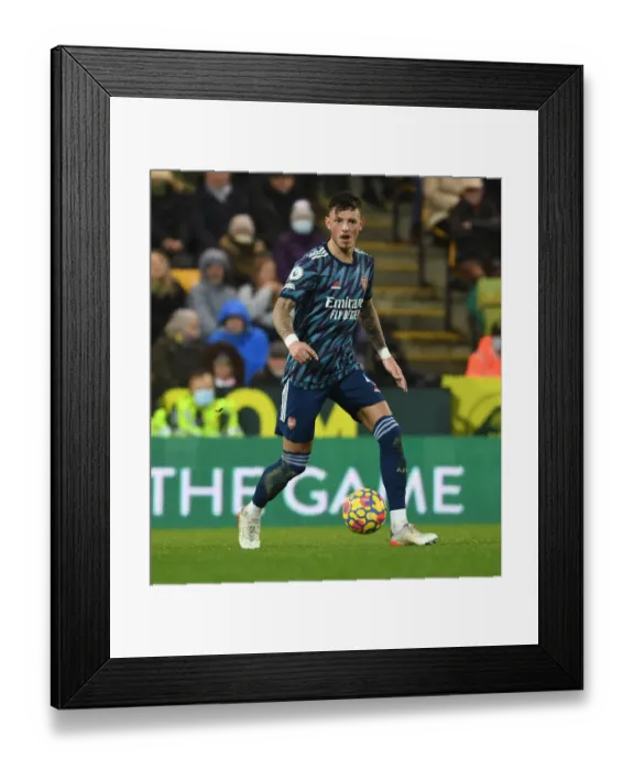 Framed Print : Ben White in Action: Norwich City vs Arsenal, Premier League 2021-22