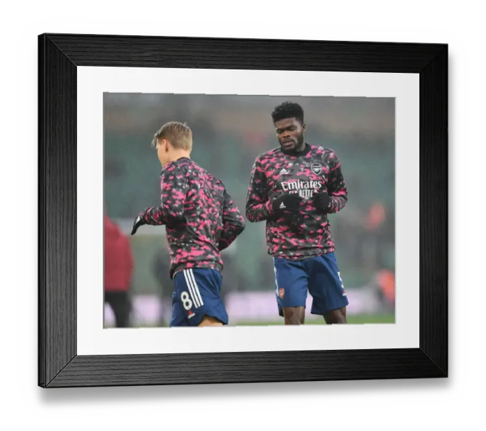Framed Print : Arsenal's Thomas Partey Prepares for Norwich Clash in Premier League Framed Print : Arsenal's Thomas Partey Prepares for Norwich Clash in Premier League