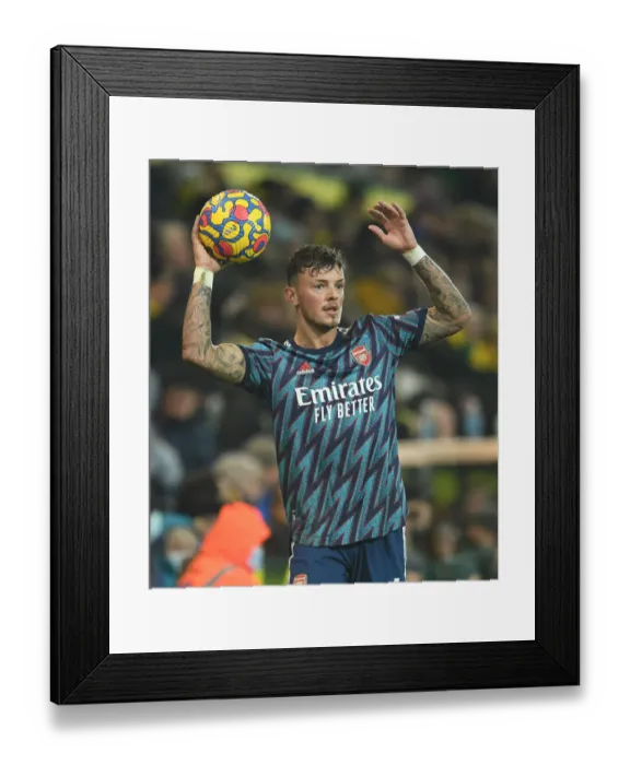 Framed Print : Arsenal's Ben White in Action against Norwich City - Premier League 2021-22 Framed Print : Arsenal's Ben White in Action against Norwich City - Premier League 2021-22