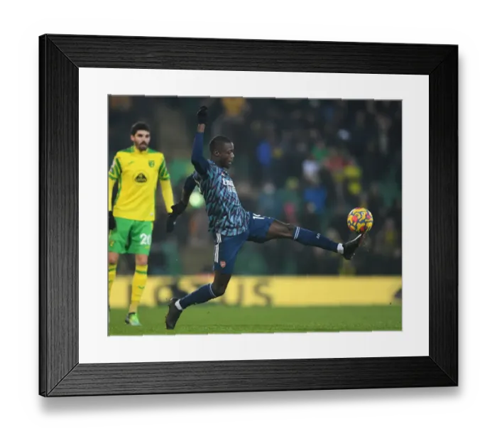 Framed Print : Nicolas Pepe in Action: Norwich City vs Arsenal, Premier League 2021-22