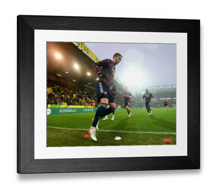 Framed Print : Rob Holding Prepares for Arsenal's Battle against Norwich in Premier League