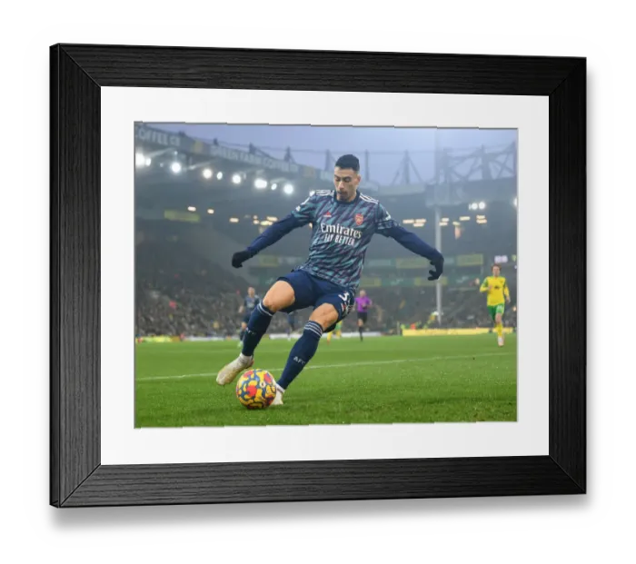 Framed Print : Gabriel Martinelli in Action: Norwich City vs Arsenal, Premier League 2021-22 Framed Print : Gabriel Martinelli in Action: Norwich City vs Arsenal, Premier League 2021-22