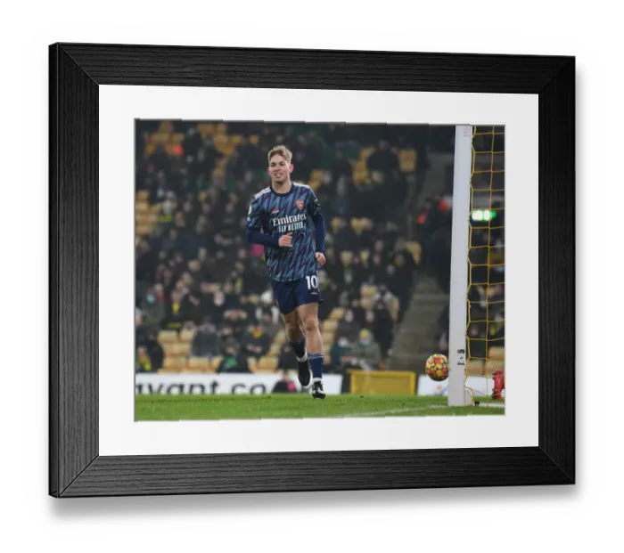 Framed Print : Emile Smith Rowe Scores Arsenal's Fifth Goal: Norwich City vs Arsenal, Premier League 2021-22