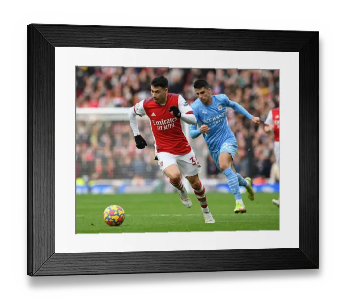Framed Print : Martinelli vs Cancelo: A Premier League Showdown at the Emirates - Arsenal vs Manchester City, 2021-22 Framed Print : Martinelli vs Cancelo: A Premier League Showdown at the Emirates - Arsenal vs Manchester City, 2021-22