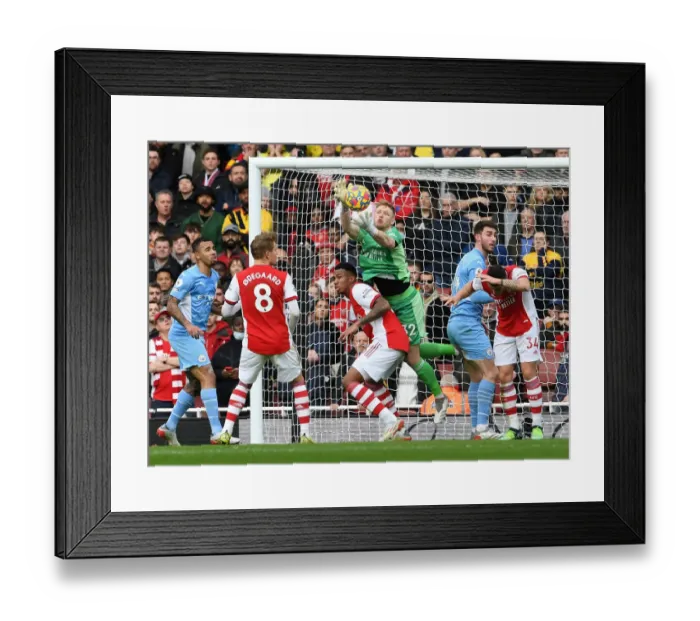 Framed Print : Arsenal Goalkeeper Aaron Ramsdale Saves from Gabriel Magalhaes vs Manchester City (Arsenal vs MC 2021-22)