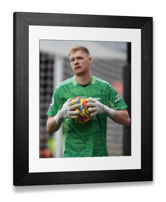 Framed Print : Arsenal's New Star: Aaron Ramsdale Shines in Debut Against Manchester City, Premier League 2021-22