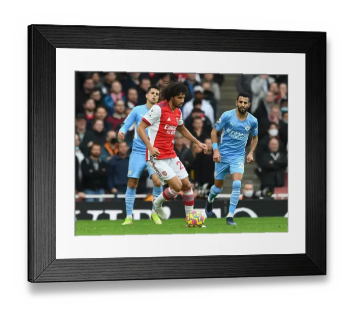 Framed Print : Arsenal vs Manchester City: Premier League Clash at Emirates Stadium (2021-22)