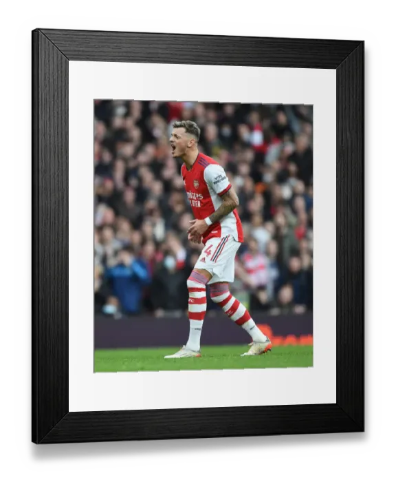 Framed Print : Arsenal vs Manchester City: Battle at the Emirates, Premier League 2021-22