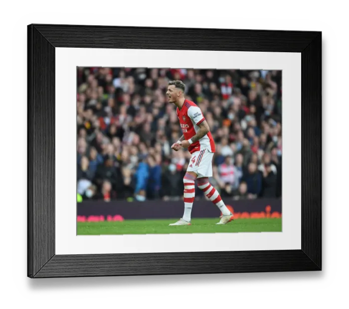 Framed Print : Arsenal vs Manchester City: Battle at the Emirates - Premier League Clash 2021-22
