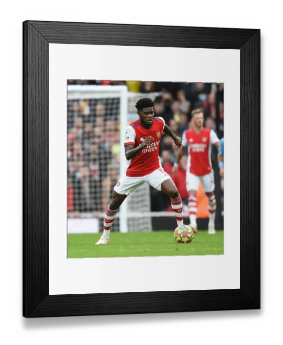 Framed Print : Thomas Partey in Action: Arsenal vs Manchester City, Premier League 2021-22 Framed Print : Thomas Partey in Action: Arsenal vs Manchester City, Premier League 2021-22