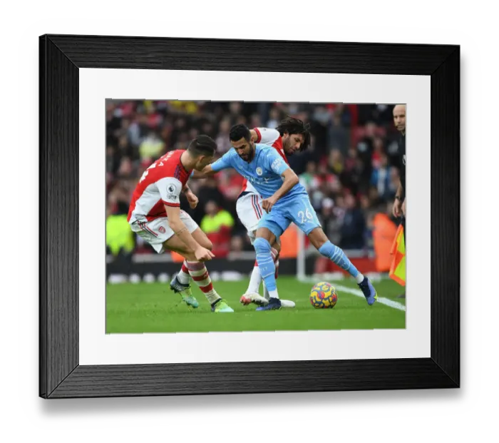 Framed Print : Arsenal's Xhaka and Elneny vs Manchester City's Mahrez: A Midfield Battle Royale