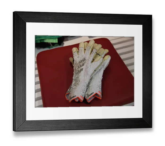 Framed Print : Arsenal Goalkeeper Aaron Ramsdale's Gear Up: Arsenal vs Manchester City, Premier League 2021-22