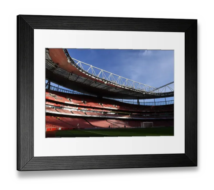 Framed Print : Arsenal vs Manchester City: Premier League Showdown at Emirates Stadium