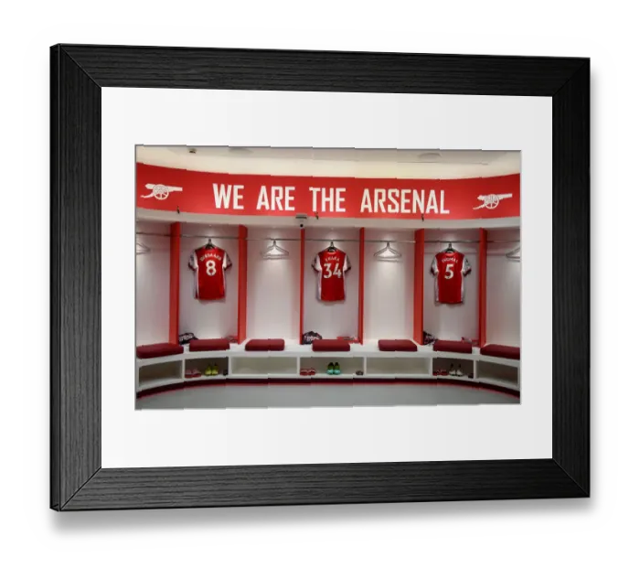 Framed Print : Arsenal Changing Room: Pre-Match Preparation Against Manchester City (Premier League 2021-22)