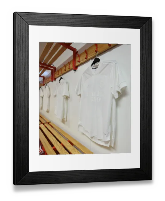 Framed Print : Arsenal's FA Cup Journey Begins: Nottingham Forest vs Arsenal