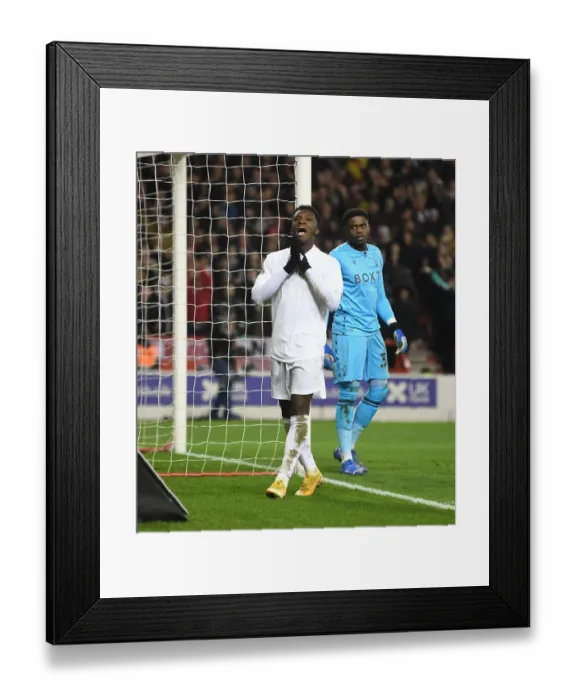 Framed Print : Arsenal's Eddie Nketiah in FA Cup Third Round Clash vs Nottingham Forest