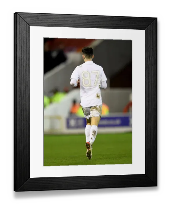 Framed Print : NOTTINGHAM, ENGLAND - JANUARY 09: Charlie Patino of Arsenal during the Emirates FA Cup Third Round match between Framed Print : NOTTINGHAM, ENGLAND - JANUARY 09: Charlie Patino of Arsenal during the Emirates FA Cup Third Round match between