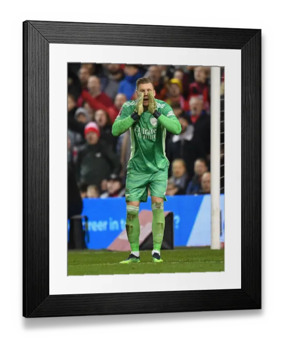 Framed Print : Arsenal's Bernd Leno in Action: FA Cup Third Round 2021-22 vs Nottingham Forest