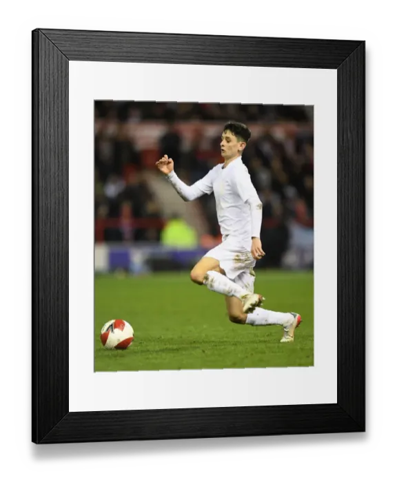 Framed Print : Arsenal's Charlie Patino in FA Cup Action: Nottingham Forest vs Arsenal (2021-22)