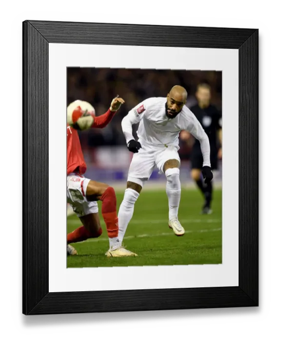 Framed Print : Arsenal's Alexandre Lacazette in FA Cup Action against Nottingham Forest Framed Print : Arsenal's Alexandre Lacazette in FA Cup Action against Nottingham Forest
