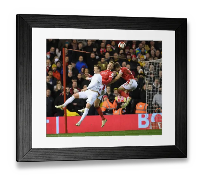 Framed Print : Arsenal vs Nottingham Forest: A FA Cup Third Round Battle at Nottingham Forest's City Ground