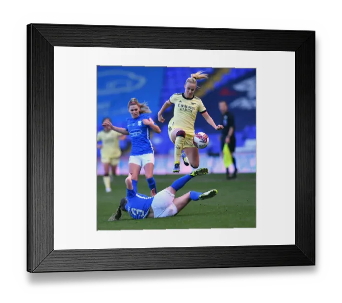 Framed Print : Arsenal Women's Glory: Triumph Over Birmingham City in WSL Clash (09 / 01 / 2022)