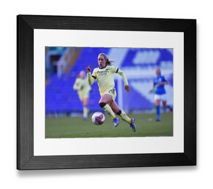 Framed Print : Arsenal Women's Triumph: Exciting Victory Over Birmingham City in WSL Clash (09 / 01 / 2022)