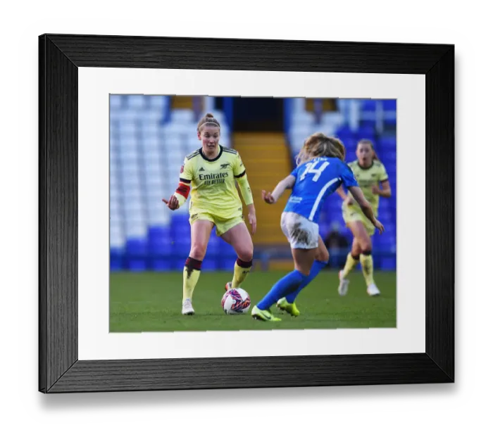 Framed Print : Arsenal Women Triumph Over Birmingham City Women in WSL Clash (09 / 01 / 2022)