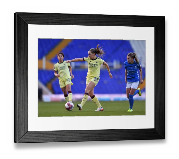 Framed Print : Arsenal Women Defy Birmingham City in Exciting WSL 1 Victory (09 / 01 / 2022)