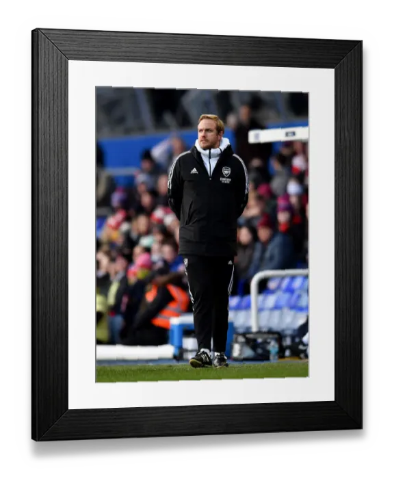 Framed Print : Arsenal Women's Triumph over Birmingham City in WSL 1 (09 / 01 / 2022)