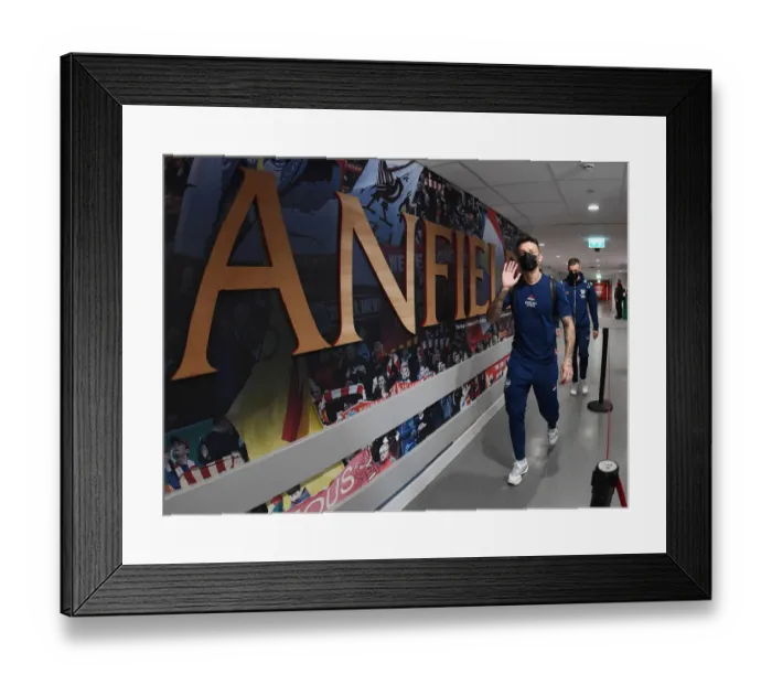 Framed Print : Arsenal's Ben White Prepares for Liverpool Showdown in Carabao Cup Semi-Final