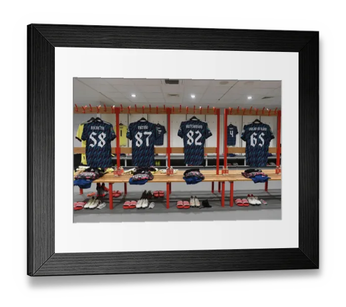 Framed Print : Arsenal's Young Stars Prepare for Carabao Cup Semi-Final Showdown at Anfield