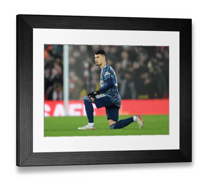 Framed Print : Gabriel Martinelli Kneels: Liverpool vs Arsenal in Carabao Cup Semi-Final Framed Print : Gabriel Martinelli Kneels: Liverpool vs Arsenal in Carabao Cup Semi-Final