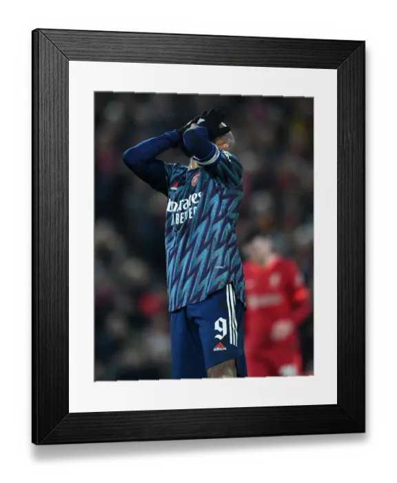 Framed Print : Alexandre Lacazette in Action: Arsenal vs Liverpool Carabao Cup Semi-Final
